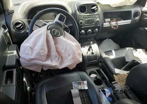 2016 Jeep Compass Sport из США, поврежденный, VIN 1C4NJCBA1GD776716